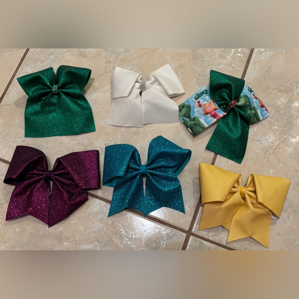 Hair bows